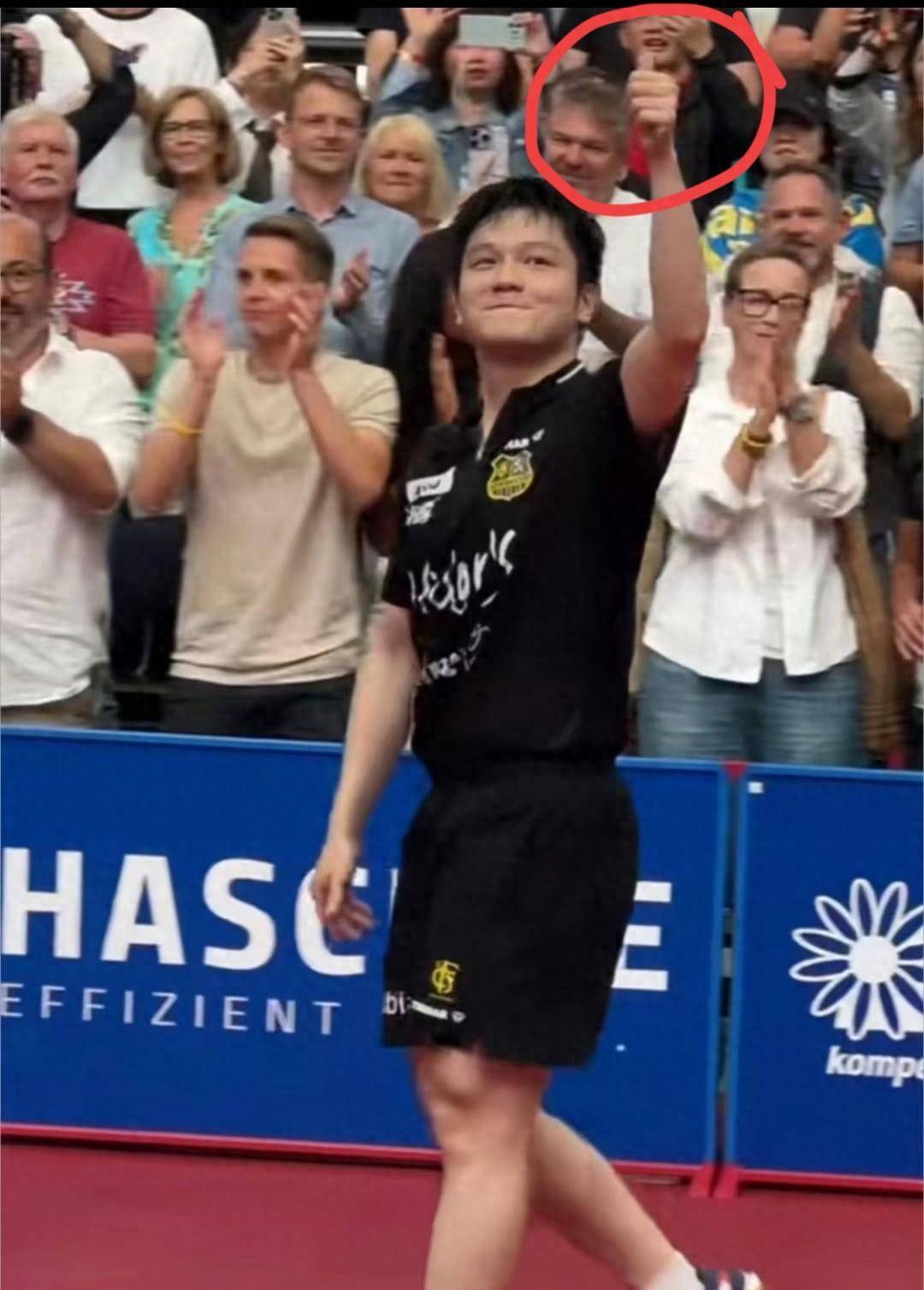 0-2到2-0！樊振东德甲先败后胜，客场两战建功获对手球迷盛赞